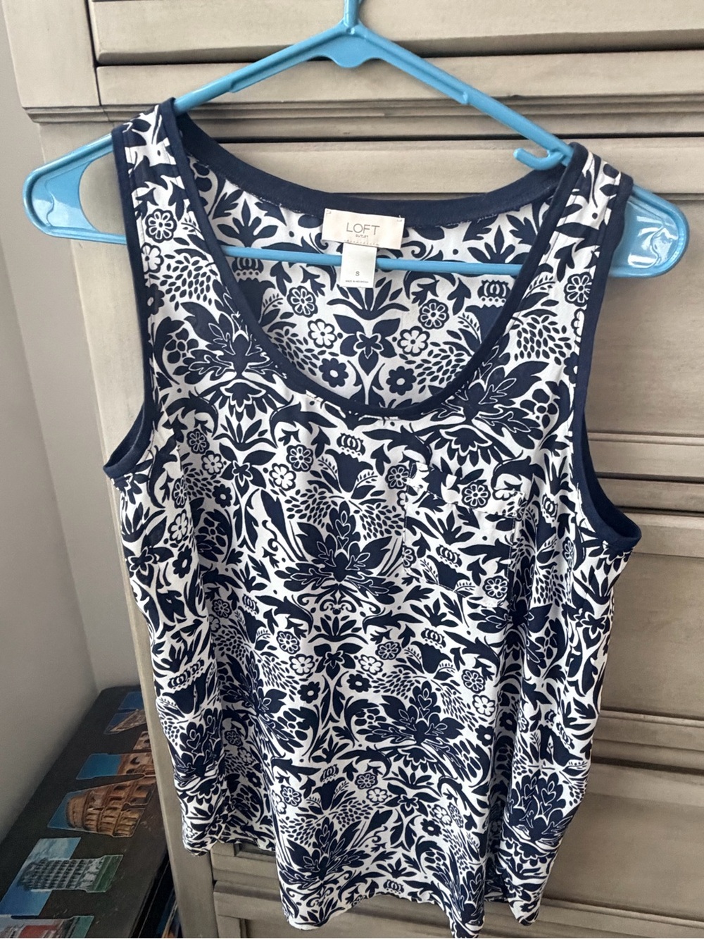 LOFT Navy & White Floral-Print Scoop Neck Tank